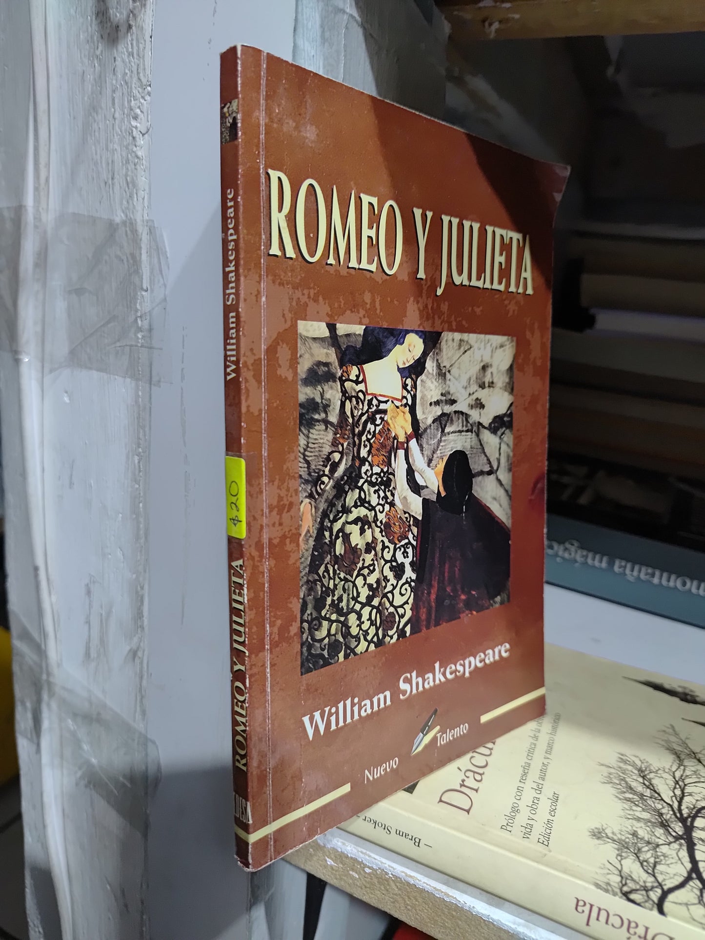 ROMEO Y JULIETA POR WILLIAM SHAKESPEARE USADO NOVELAS JUAREZ