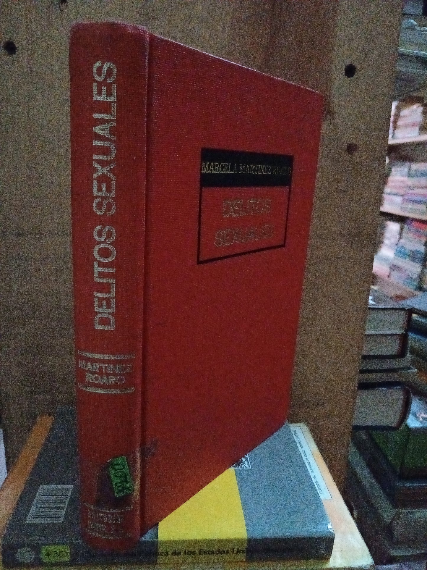 DELITOS SEXUALES POR MARCELA MARTINEZ ROARO USADO DERECHO LITERARIO 207