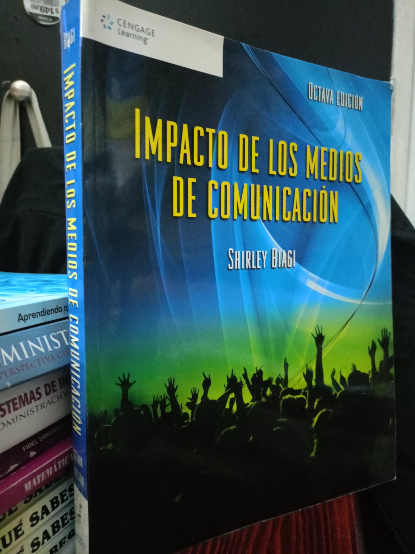 IMPACTO DE LOS MEDIOS DE COMUNICACION POR SHIRLEY BIAGI USADO EDUCACIÓN LITERARIO 305