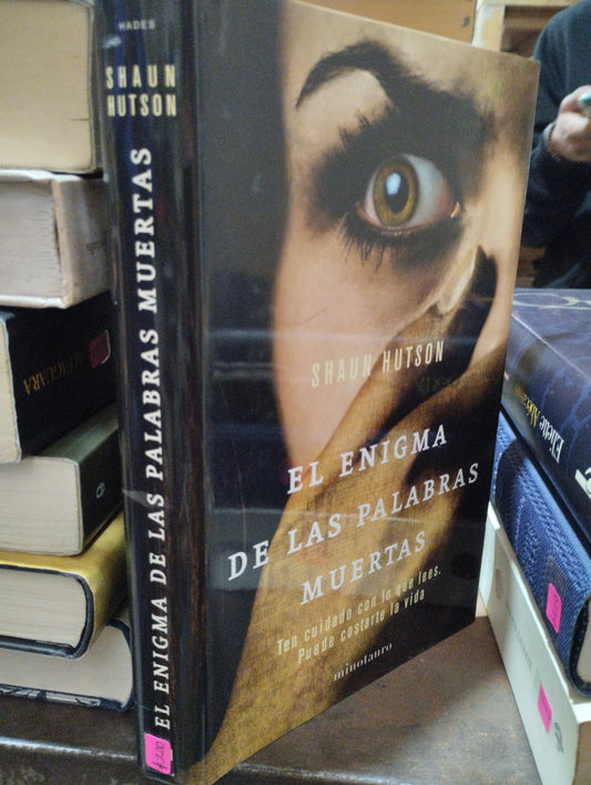 EL ENIGMA DE LAS PALABRAS MUERTAS POR SHAUN HUTSON USADO NOVELAS ALDAMA
