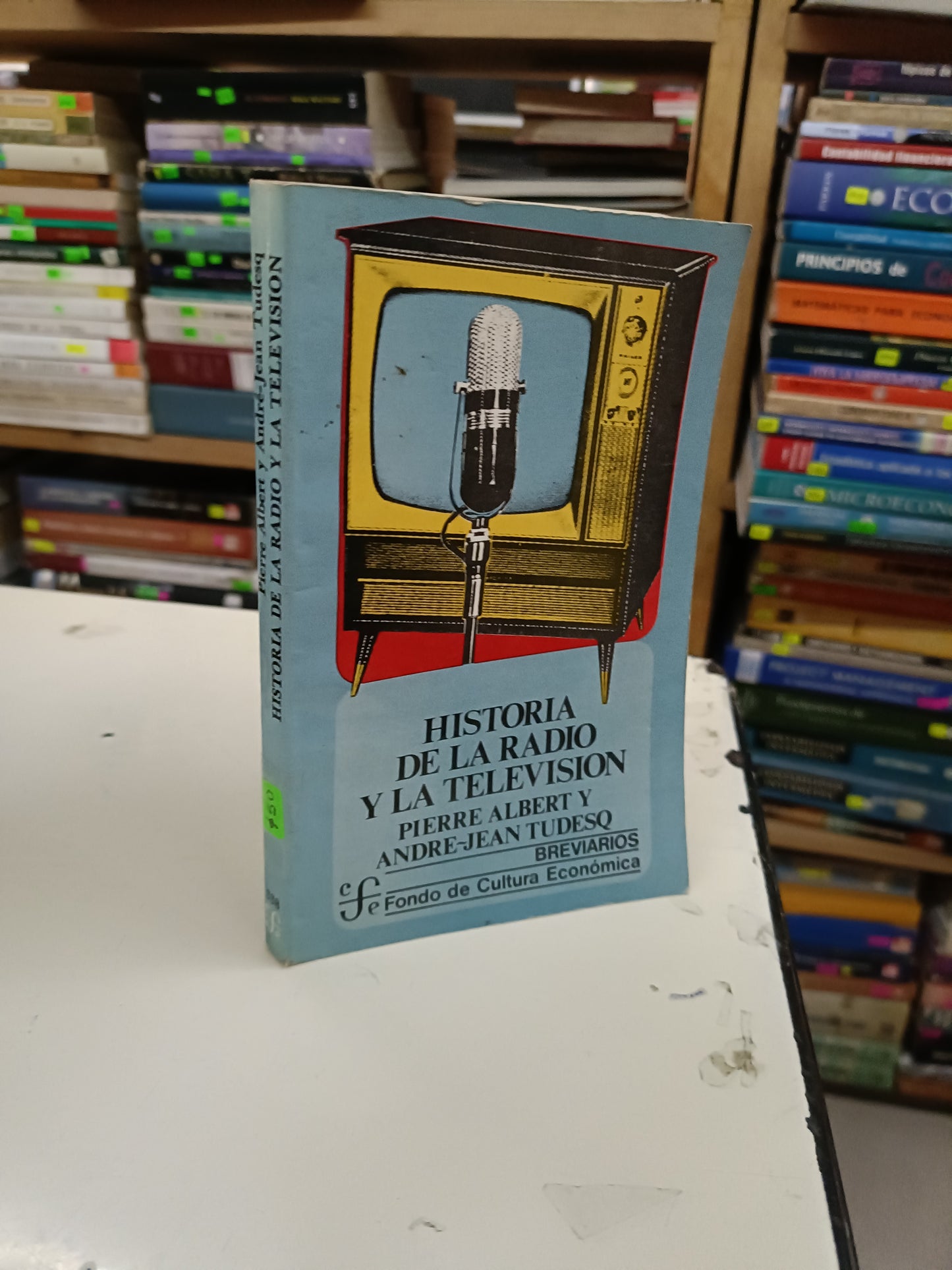 HISTORIA DE LA RADIO Y LA TELEVISIÓN POR PIERRE ALBERT Y ANDRE JEAN TUDESQ USADO HISTORIA LITERARIO 207