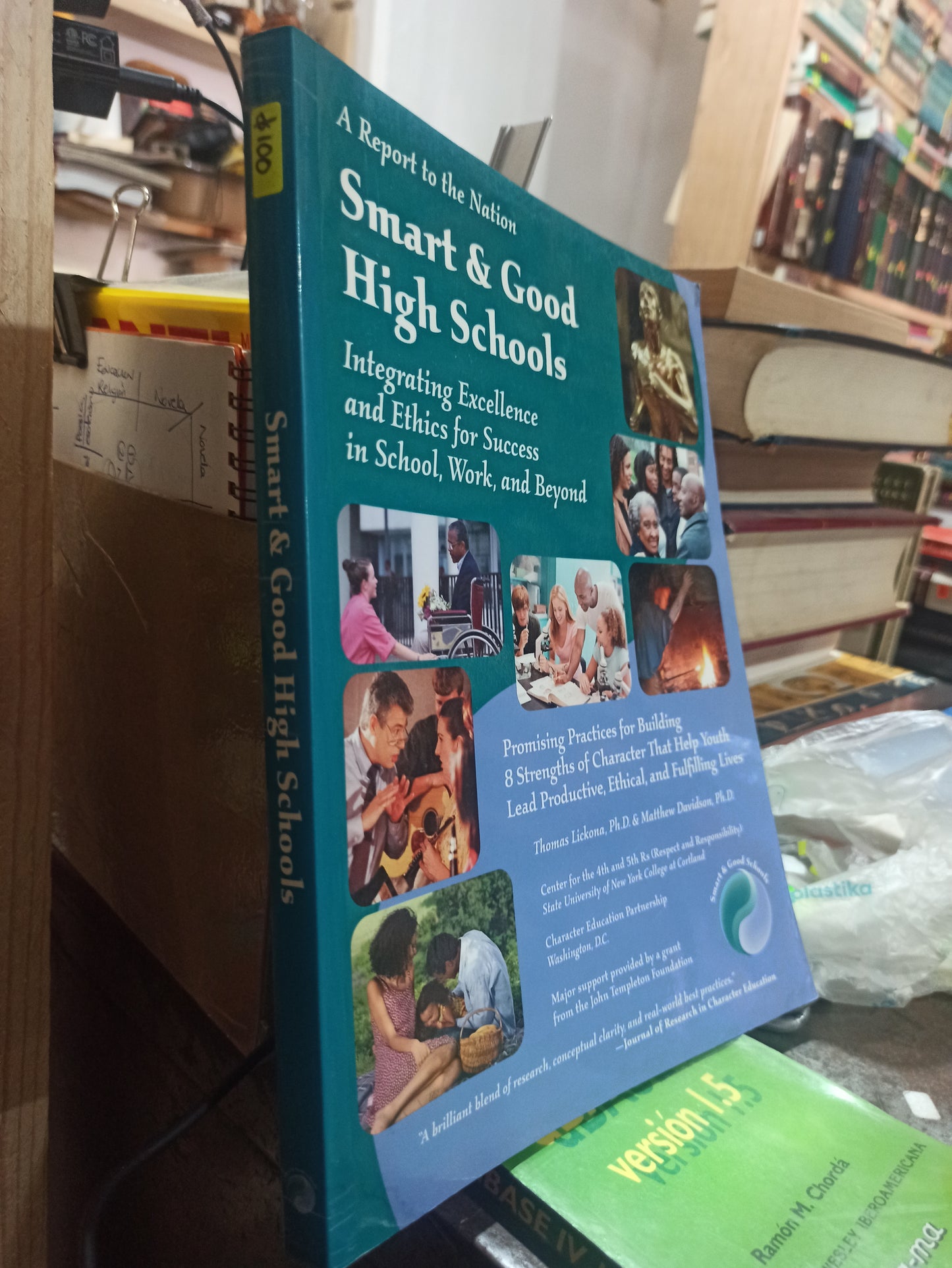 SMART AND GOOD HIGH SCHOOLS POR EDITORIAL CHARACTER EDUCATION USADO IDIOMAS ALDAMA