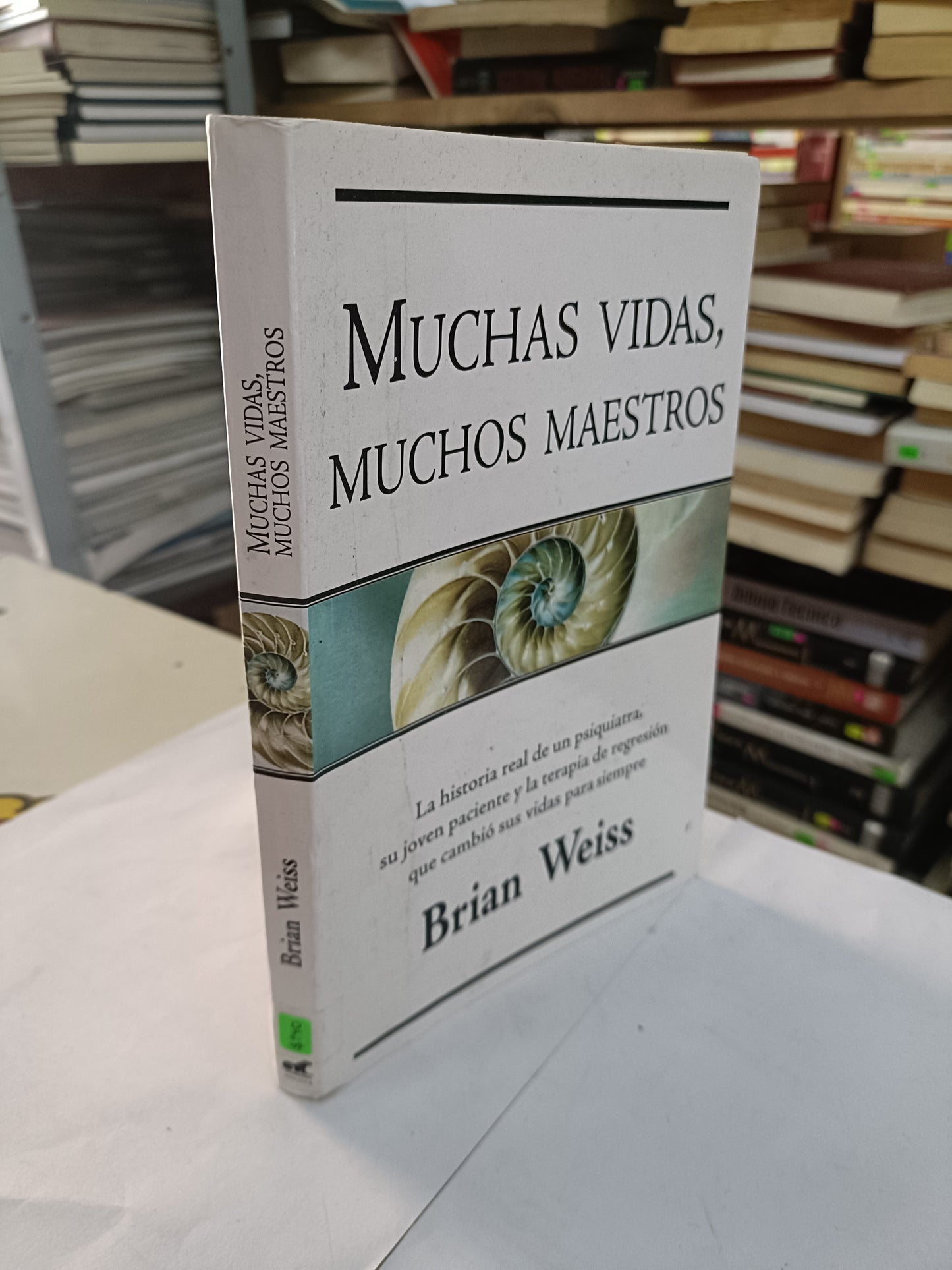 MUCHAS VIDAS, MUCHOS MAESTROS POR BRIAN WEISS USADO SUPERACION PERSONAL LITERARIO 207