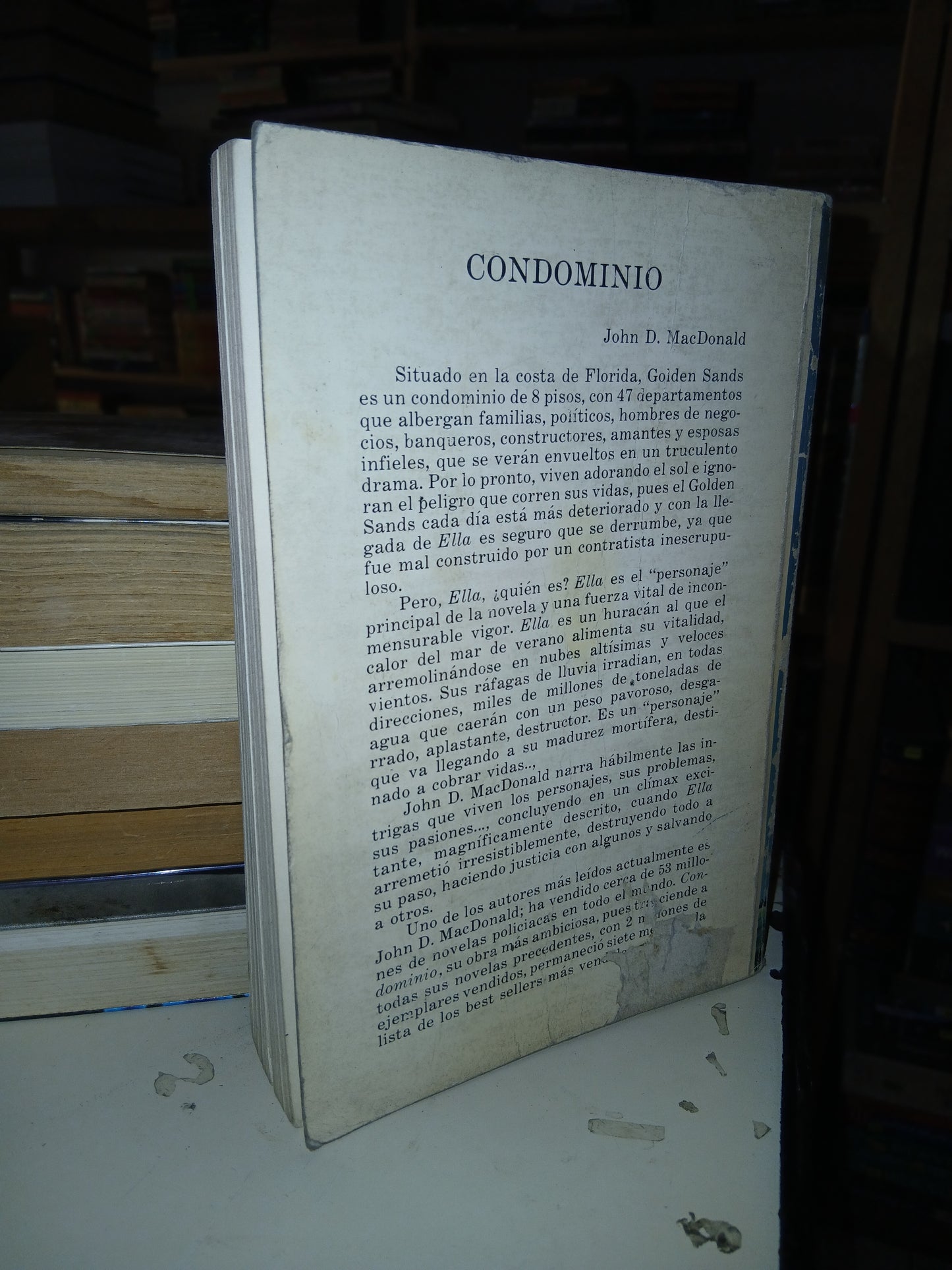 CONDOMINIO POR JOHN D. MACDONALD USADO NOVELA LITERARIO 207