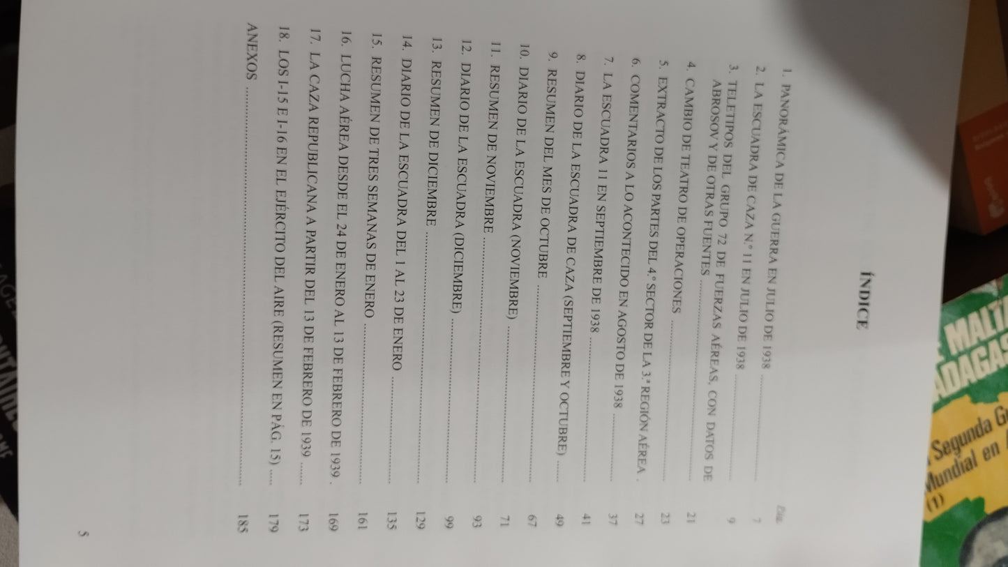 CAZA RUSA EN ESPAÑA SEGUN SU DIARIO DE OPERACIONES POR JESÚS SALAS LARRAZÁBAL LIBRO USADO HISTORIA ALDAMA