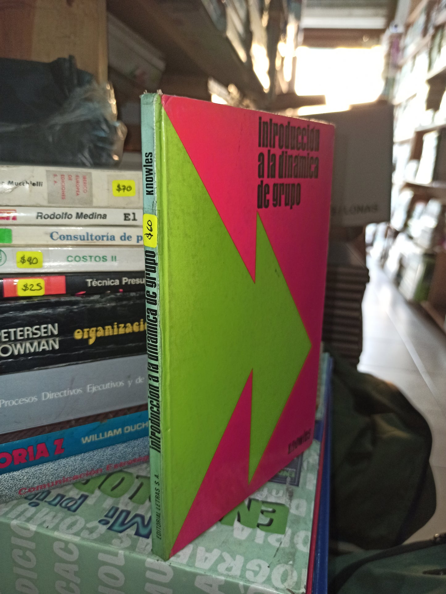 INTRODUCCION A LA DINAMICA DE GRUPO POR MALCOM Y HULDA KNOWLES USADO ADMINISTRACIÓN LITERARIO 207