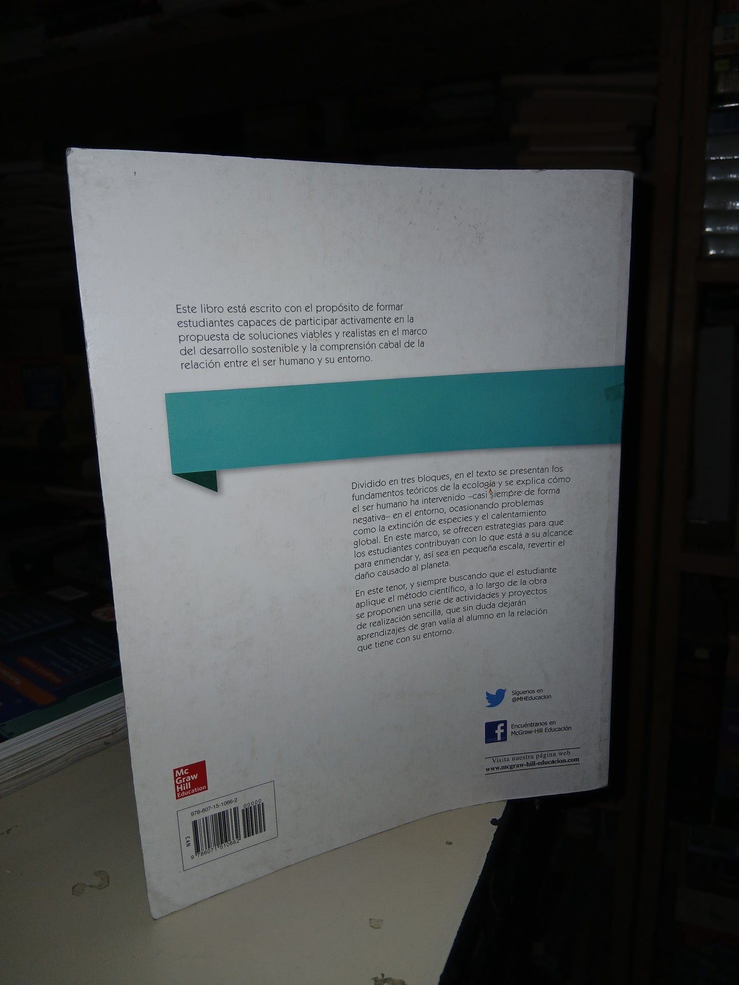 ECOLOGÍA Y MEDIO AMBIENTE POR ALICIA ESCOBAR Y ALICIA FLORES USADO BIOLOGÍA LITERARIO 207