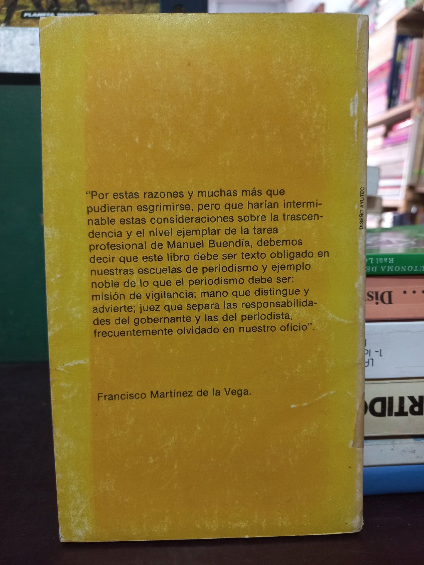 RED PRIVADA POR MANUEL BUENDÍA USADO HISTORIA LITERARIO 305