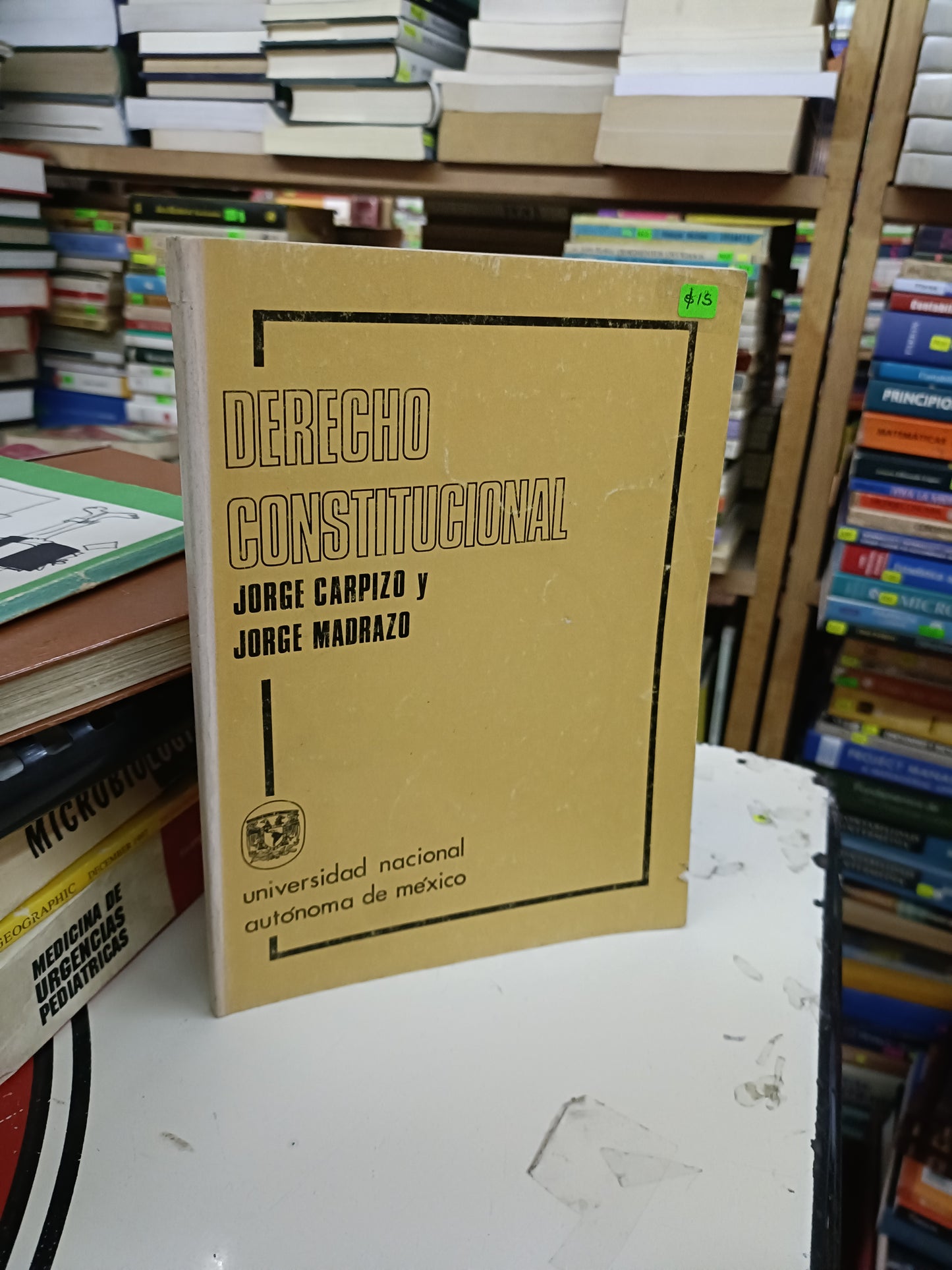 DERECHO CONSTITUCIONAL POR JORGE CARPIZO Y JORGE MADRAZO USADO DERECHO LITERARIO 207