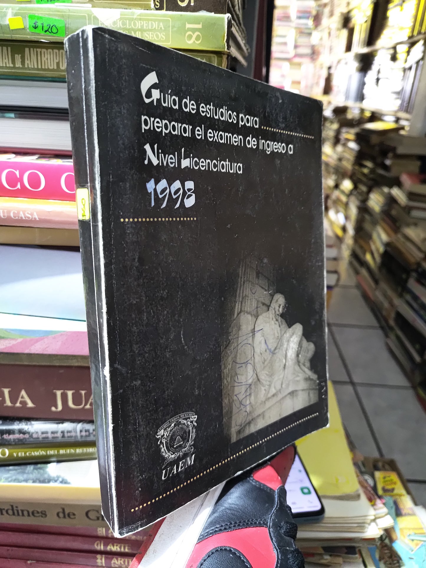 GUIA DE ESTUDIOS PARA PREPARAR EL EXAMEN DE INGRESO A NIVEL LICENCIATURA 1998 POR VARIOS AUTORES USADO EDUCACION JUAREZ 507