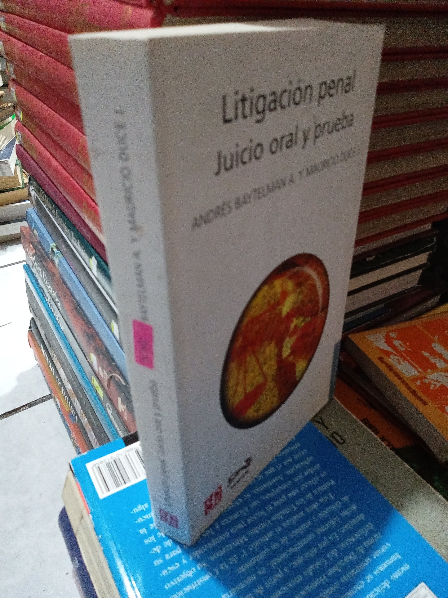 LITIGACIÓN PENAL JUICIO ORAL Y PRUEBA POR ANDRES BAYTELMAN A Y MAURICIO DUCE J USADO DERECHO JUÁREZ
