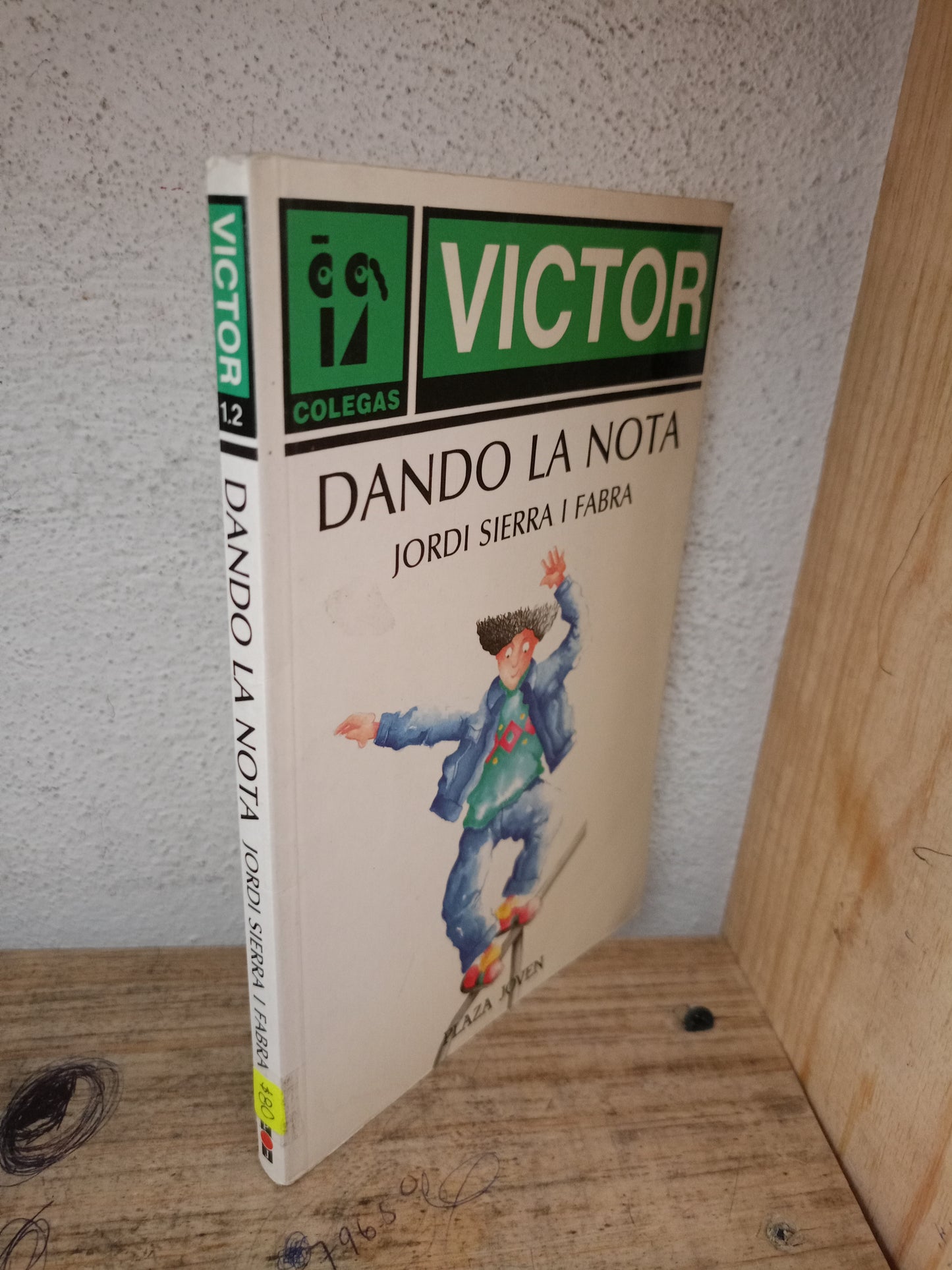 DANDO LA NOTA POR JORDI SIERRA I FABRA USADO NOVELA LITERARIA 305