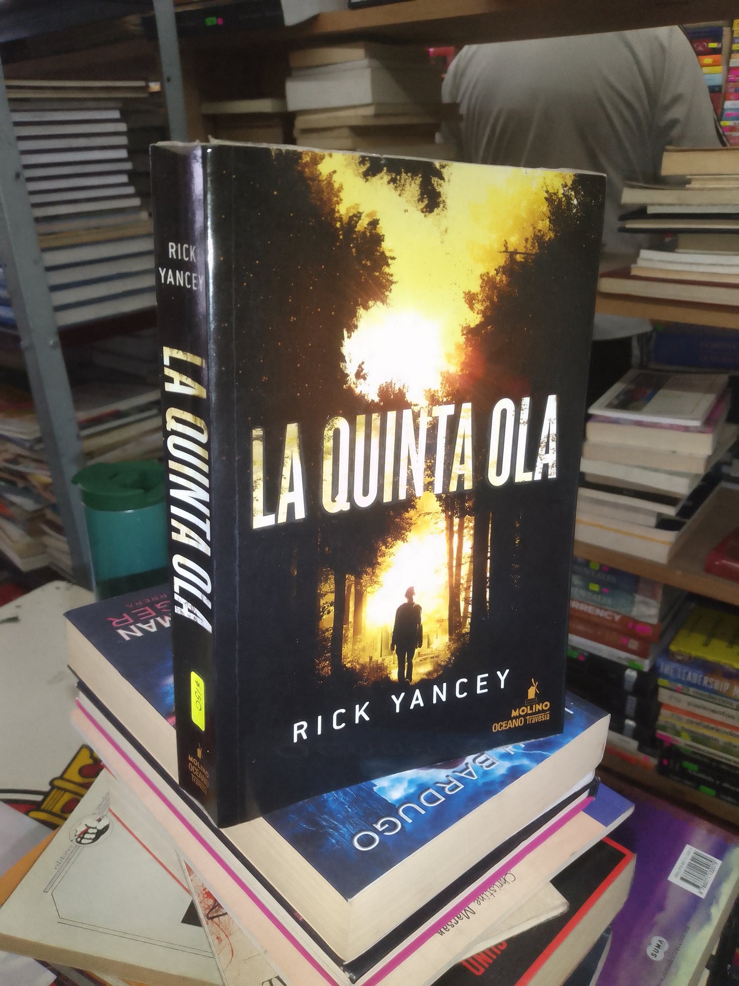 LA QUINTA OLA POR RICK YANCEY USADO NOVELA LITERARIO 207