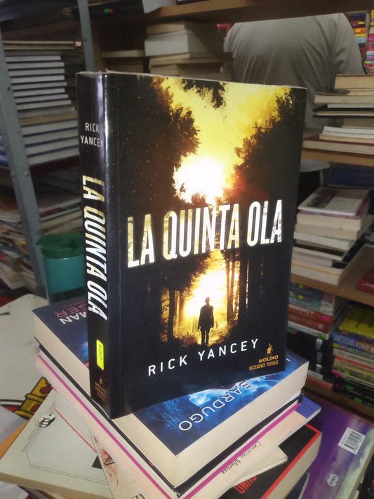 LA QUINTA OLA POR RICK YANCEY USADO NOVELA LITERARIO 207