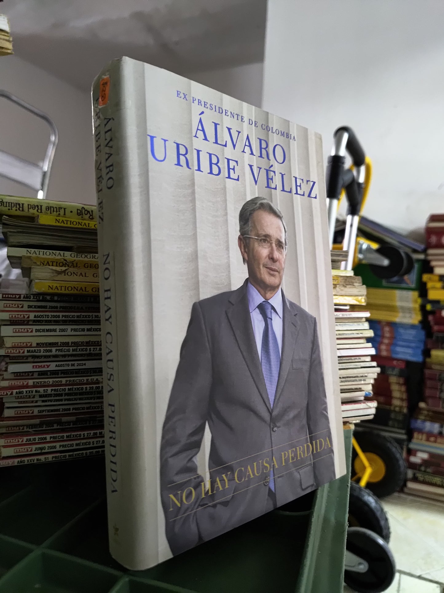 NO HAY CAUSA PERDIDA POR ALVARO URIBE VELEZ USADO POLITICA JUAREZ 515