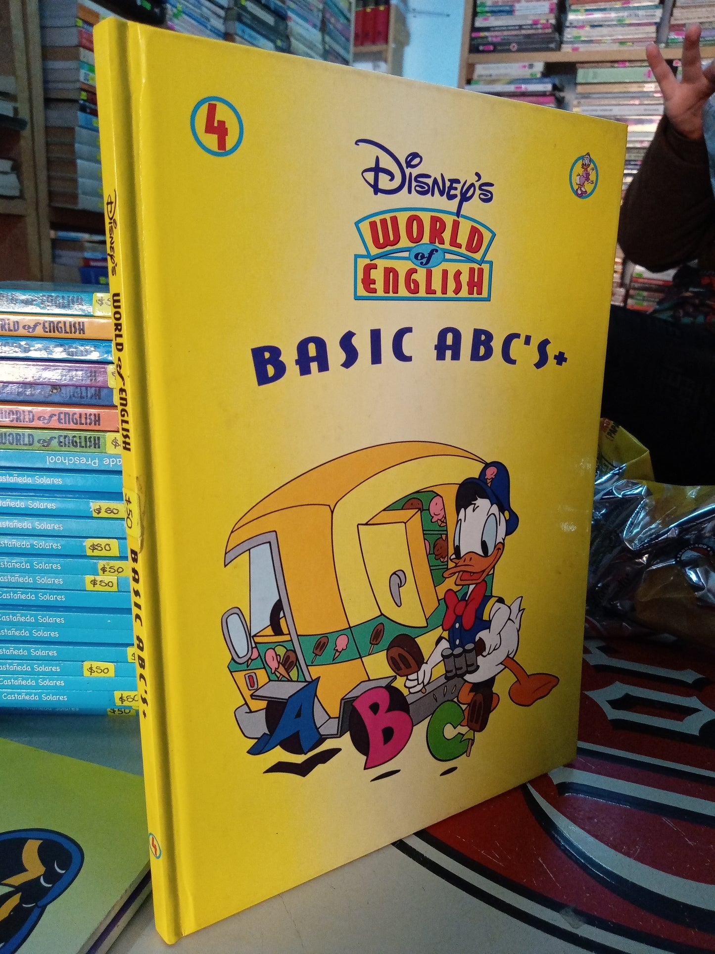 BASIC ABCS DISNEY WORLD OF ENGLISH  4USADO IDIOMAS LITERARIO 207