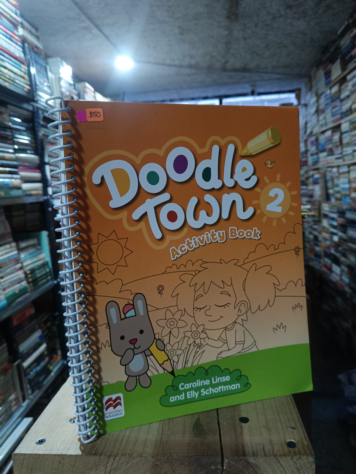 DOODLE TOWN 2 ACTIVITY BOOK POR CAROLINE LINDE Y ELLY SCHOTTMAN USADO IDIOMAS ALDAMA