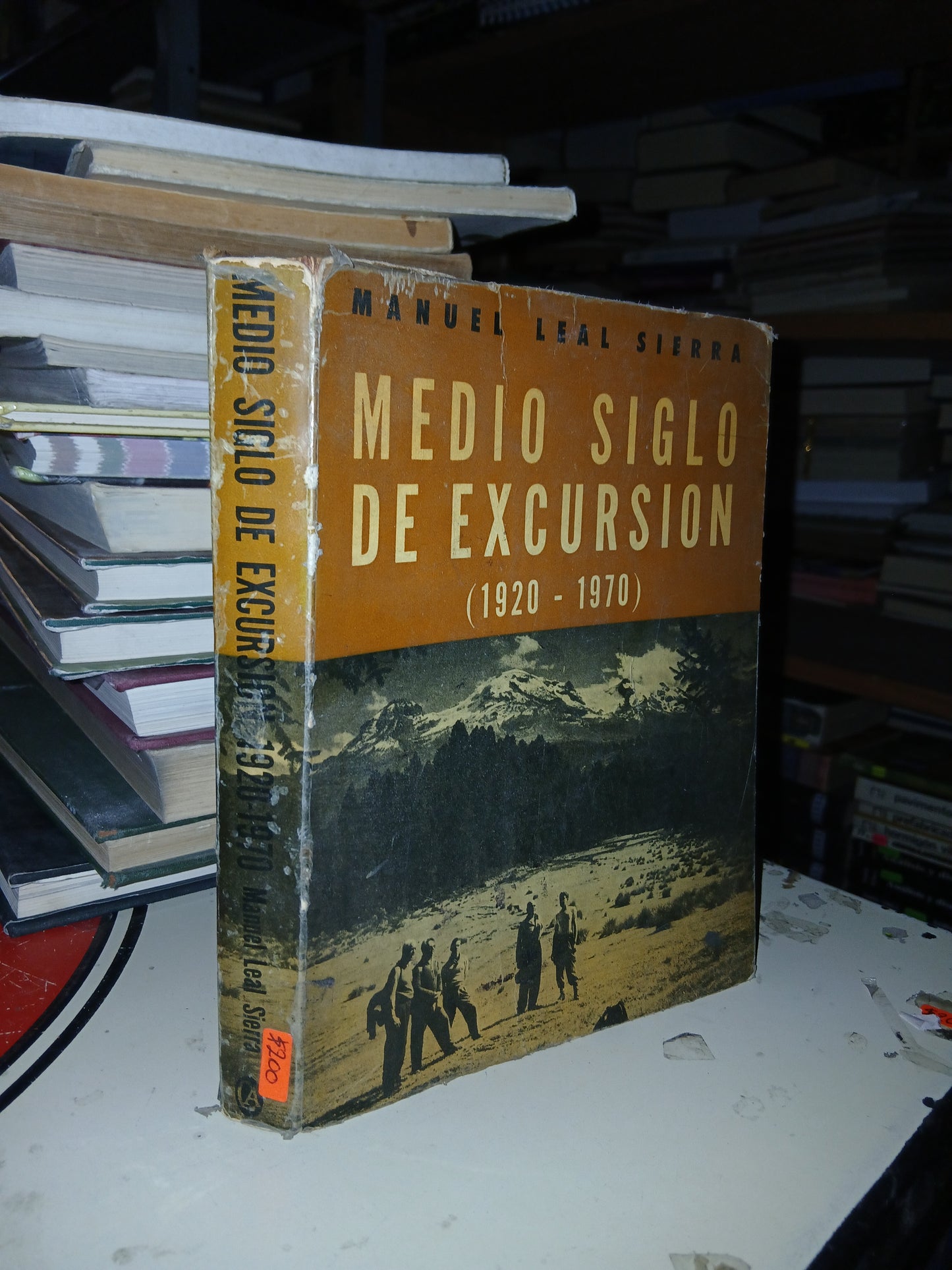 MEDIO SIGLO DE EXCURSIÓN (1920-1970) POR MANUEL LEAL SIERRA USADO HISTORIA LITERARIO 207