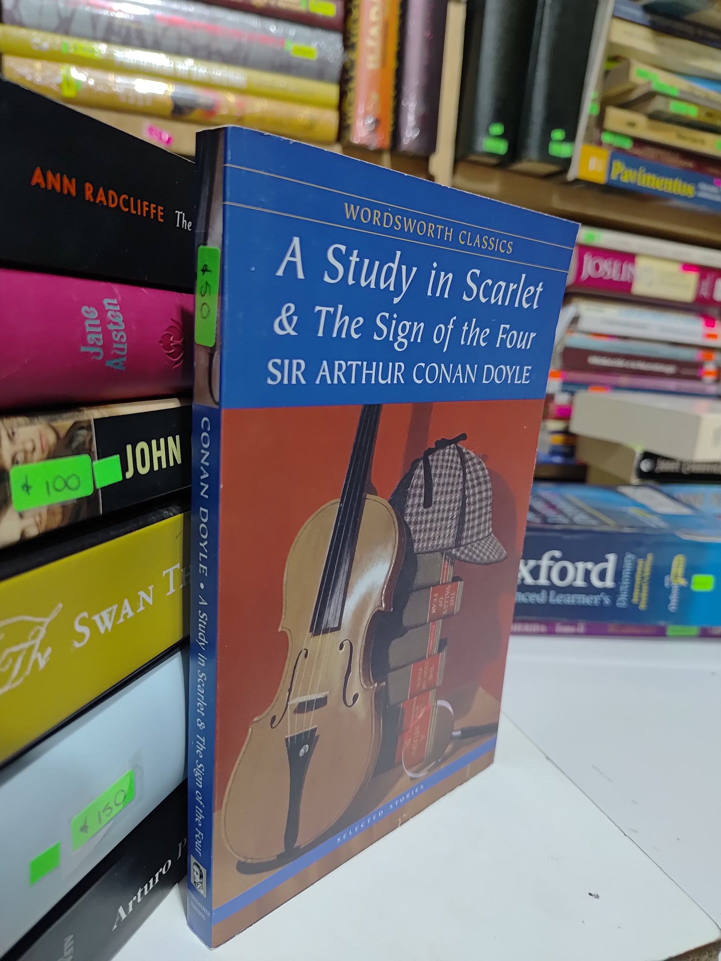 A STUDY IN SCARLET & THE SIGN OF THE FOUR POR ARTHUR CONAN DOYLE USADO IDIOMAS JUAREZ