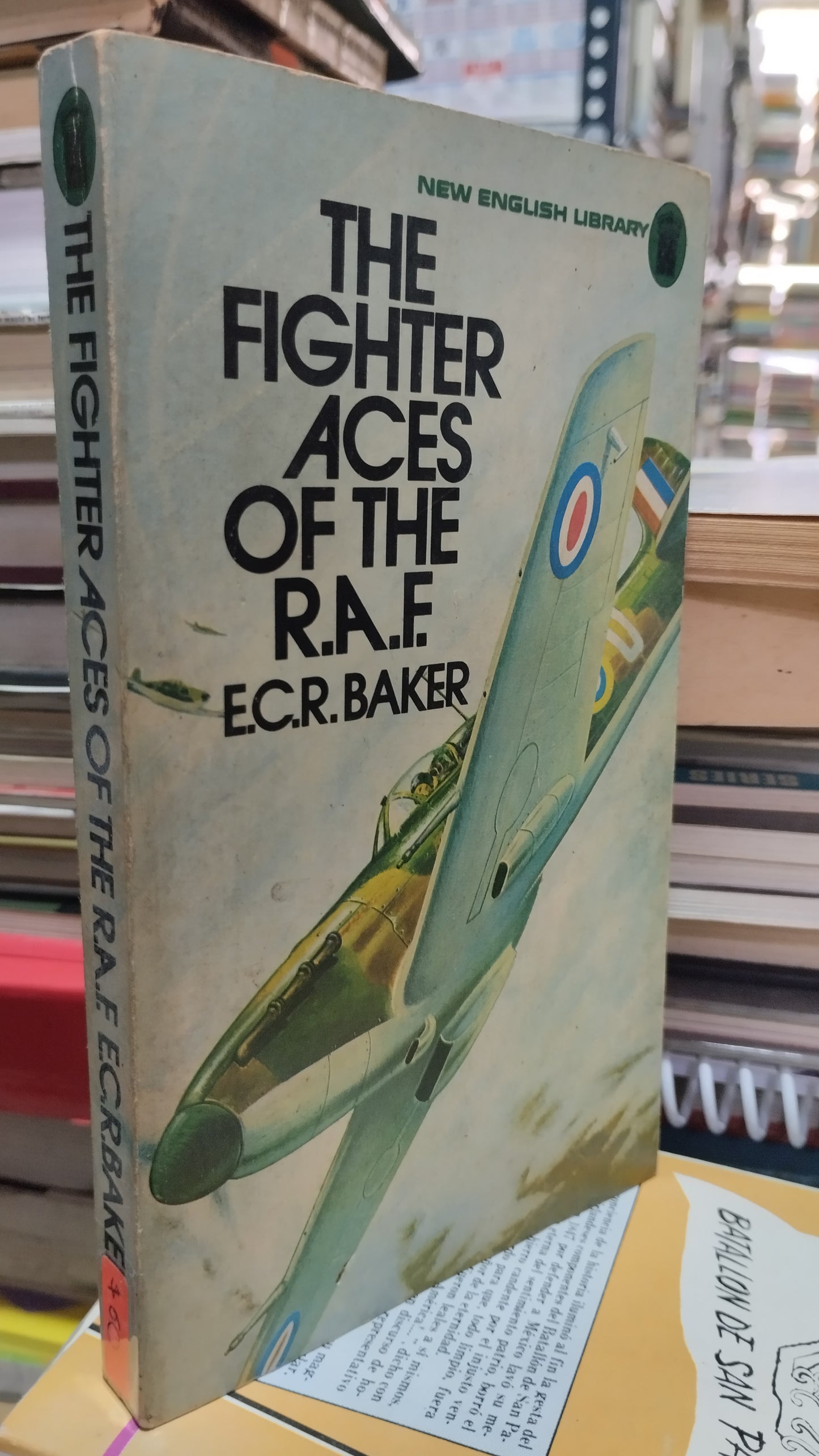 THE FIGHTER ACES OF THE RAE POR E C R BAKER LIBRO USADO HISTORIA ALDAMA