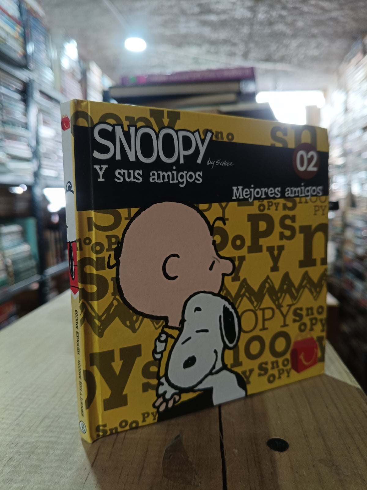 SNOOPY Y SUS AMIGOS POR SCHULZ USADO INFANTIL ALDAMA