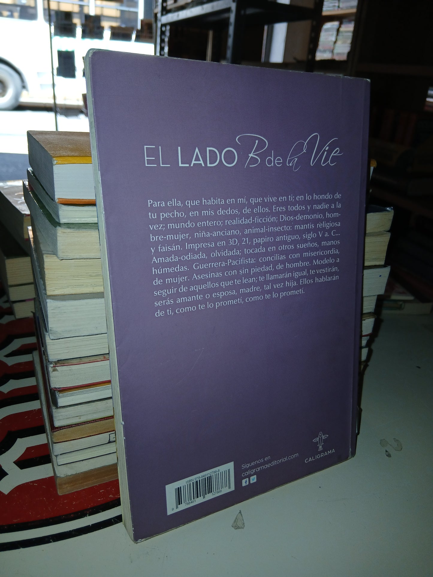 EL LADO B DE LA VIE POR MIGUEL OSCOS USADO NOVELA LITERARIO 207
