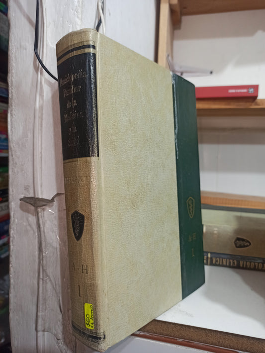 ENCICLOPEDIA FAMILIAR DE LA MEDICINA Y LA SALUD POR MORRIS FISHBEIN M. D. USADO SALUD JUÁREZ $60 POR 2 TOMOS