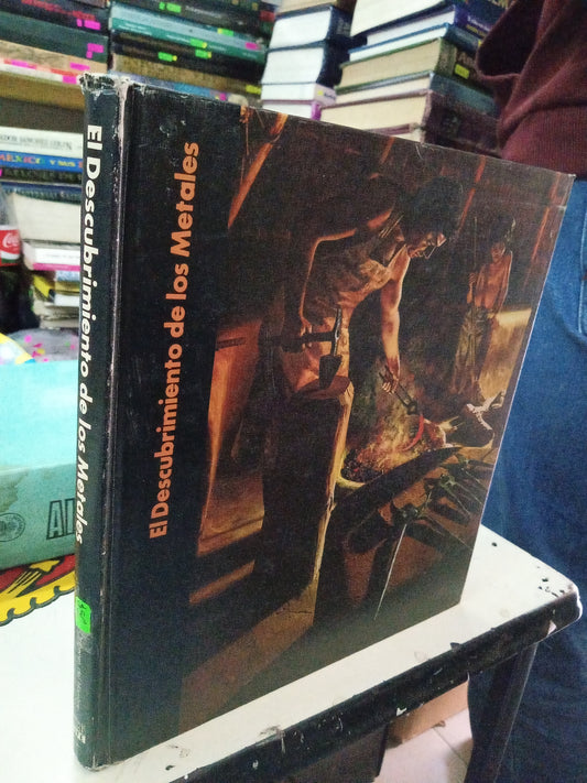 EL DESCUBRIMIENTO DE METALES POR PERCY KNAUTH USADO HISTORIA LITERARIO 207