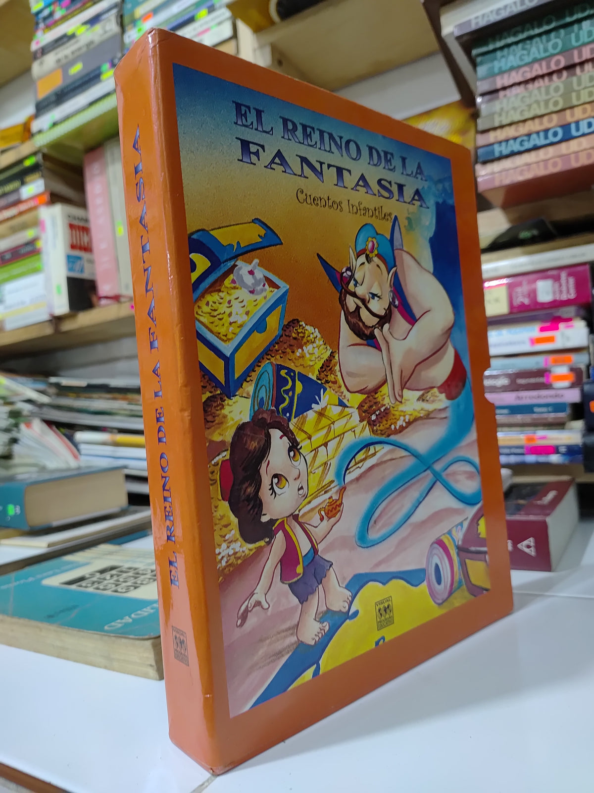 EL REINO DE LA FANTASIA CUENTOS INFANTILES POR EDITORIAL VISUAL USADO INFANTILES JUAREZ 507 3 TOMOS POR $200