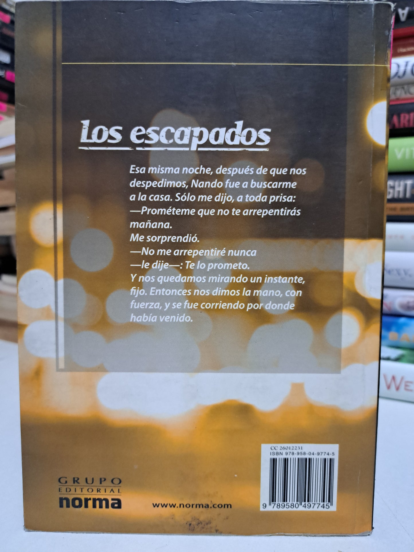 LOS ESCAPADOS EVELIO JOSÉ ROSERO USADO NOVELA JUÁREZ