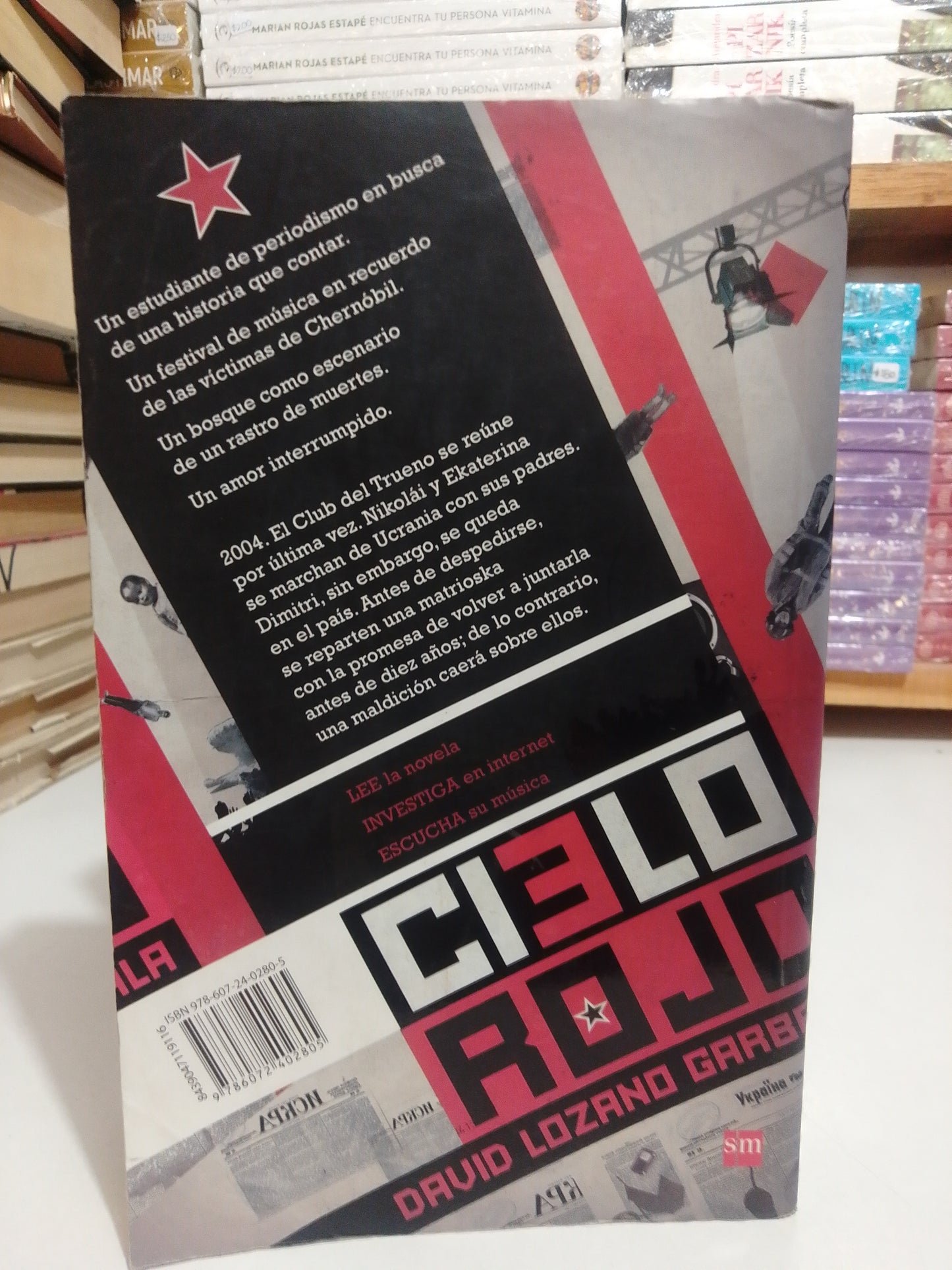 CIELO ROJO POR DAVID LOZANO GARBALA USADO NOVELA JUAREZ