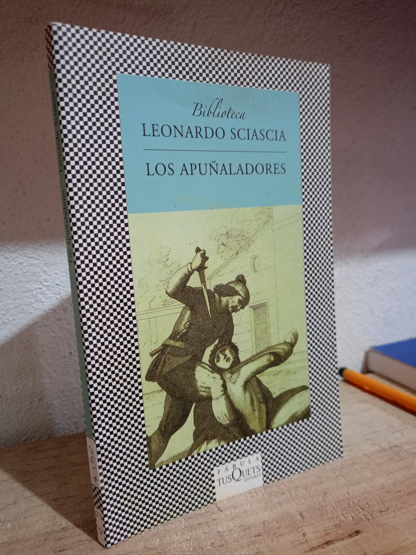 LOS APUÑALADORES POR LEONARDO SCIASCIA USADO NOVELA LITERARIO 305