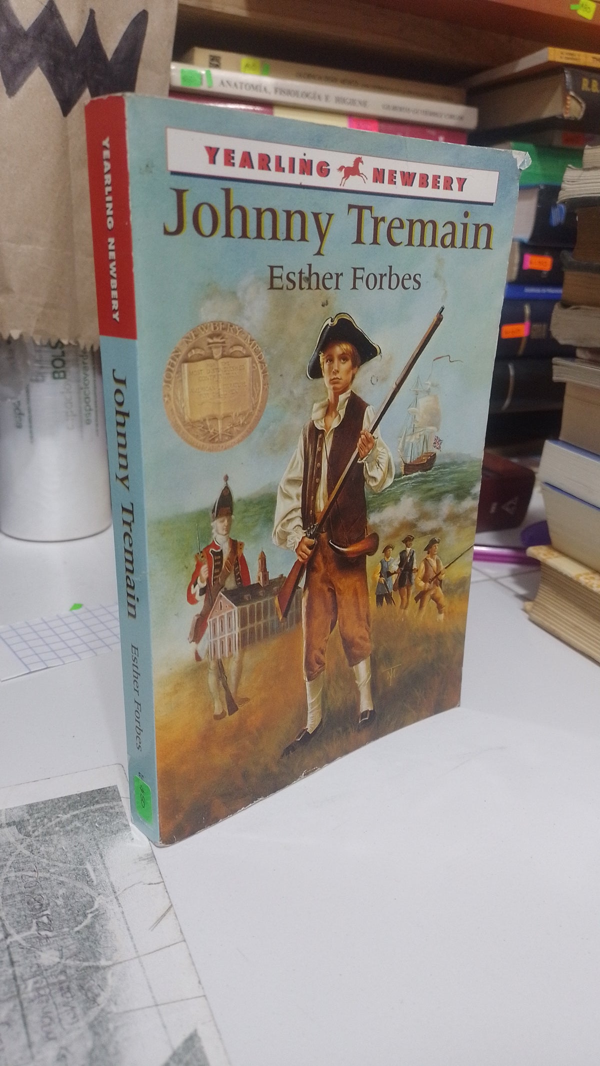 JOHNNY TREMAIN POR ESTHER FORBES USADO IDIOMAS JUAREZ 507