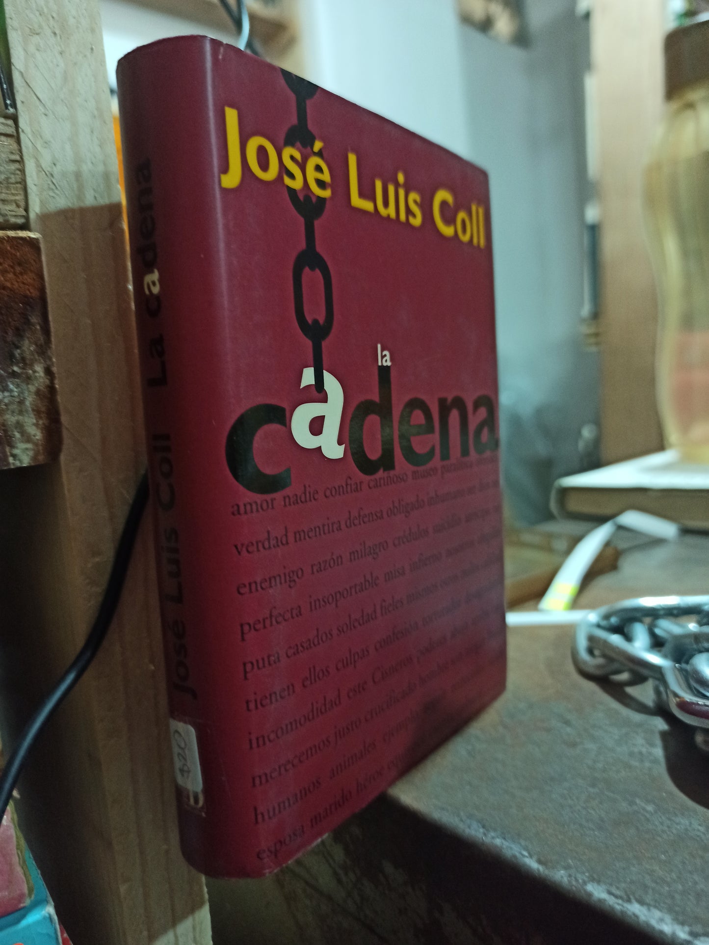 LA CADENA POR JOSE LUIS COLL USADO POESÍA ALDAMA