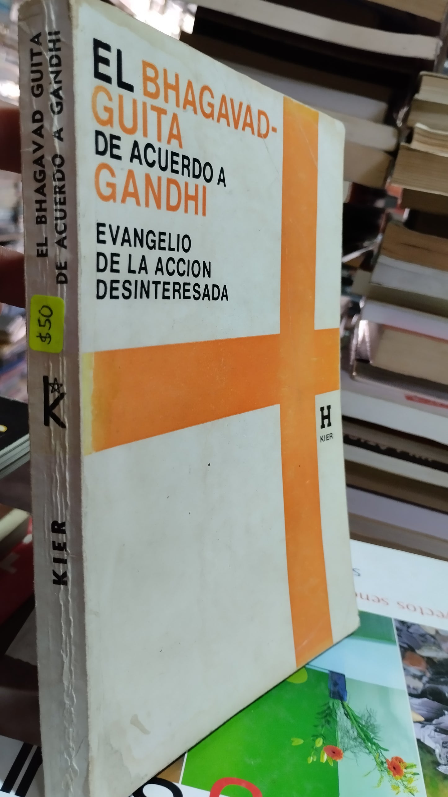 EL BHAGAVADGUITA DE ACUERDO A GANDHI LIBRO USADO ESOTERISMO ALDAMA