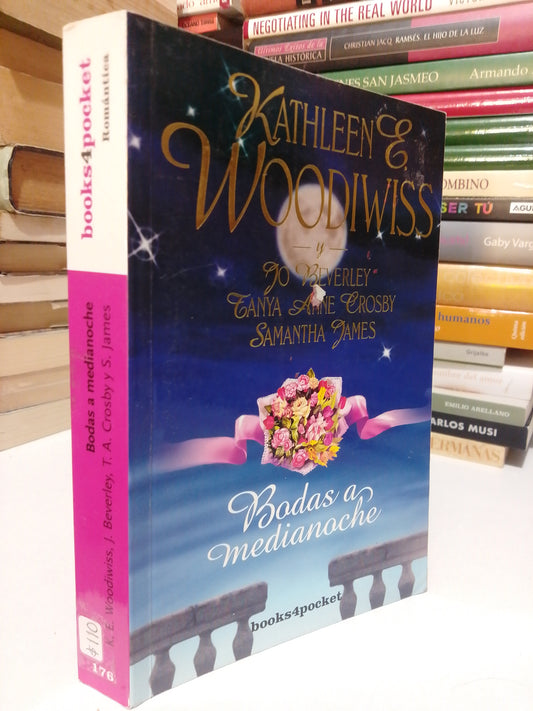 BODAS A MEDIANOCHE POR CATHLEEN E. WOODIWISS USADO NOVELA JUÁREZ