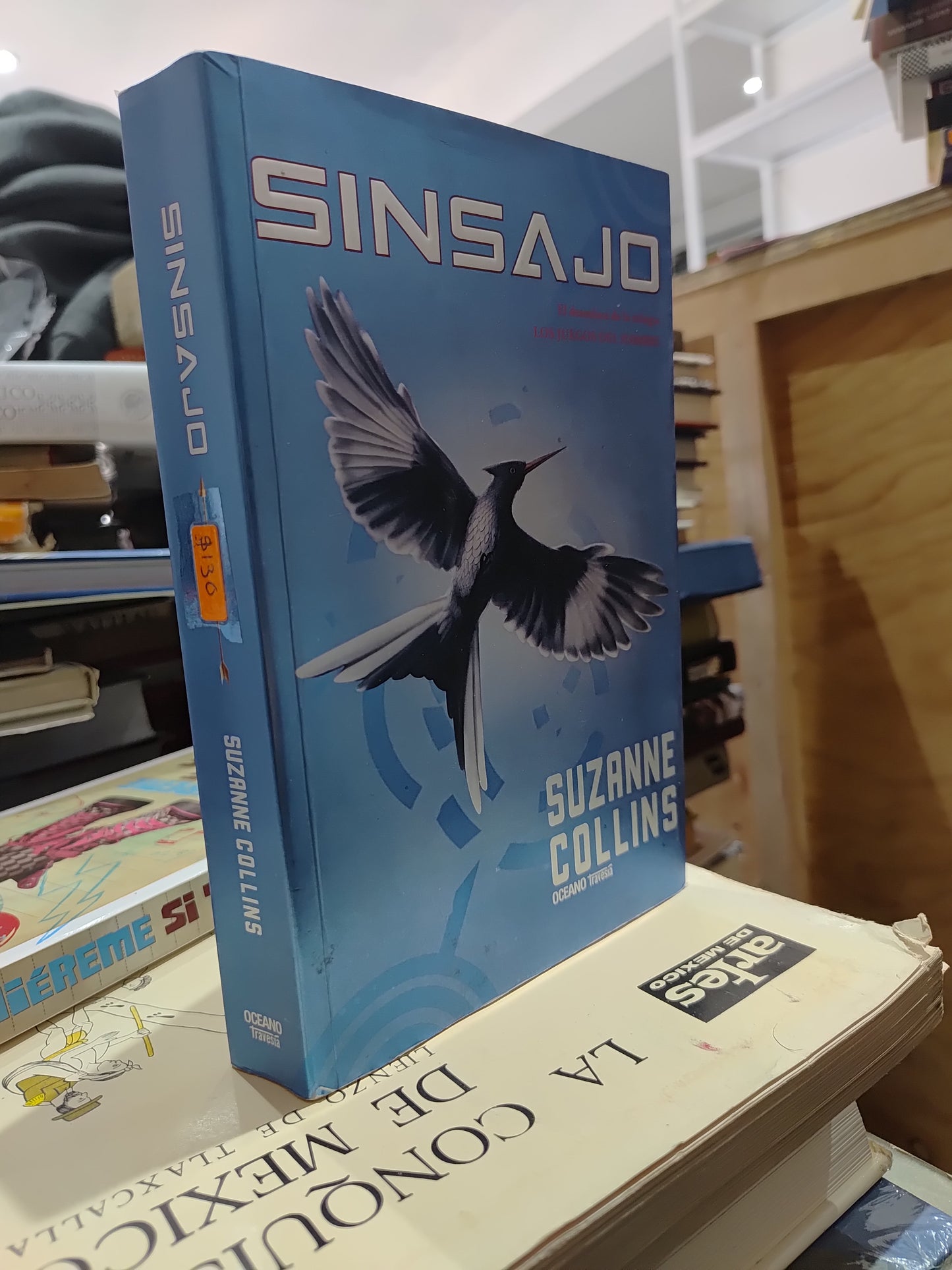 SINSAJO POR SUZANNE COLLINS USADO NOVELAS JUAREZ 515