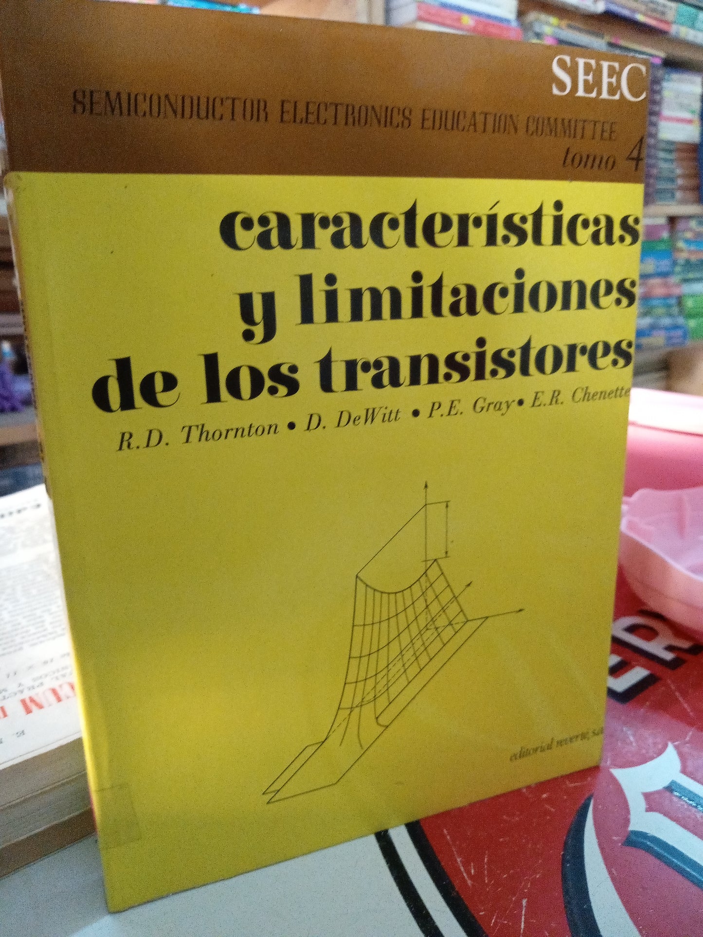 CARACTERÍSTICAS Y LIMITACIONES DE LOS TRANSITORES R D THORTON D DEWITT P E GRAY E R CHENETTE USADO OFICIOS LITERARIO 207