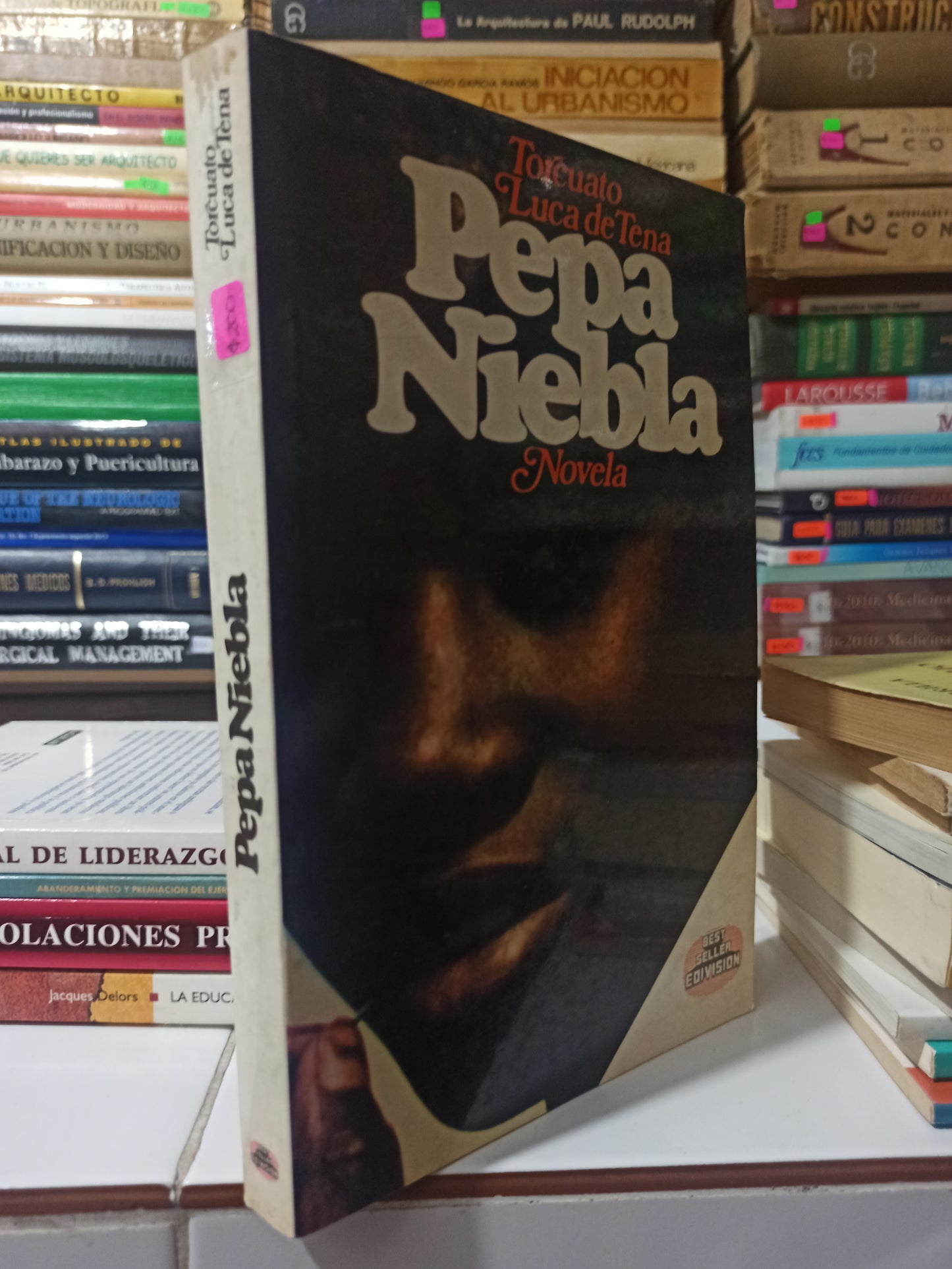 PEPA NIEBLA POR TORCUATO LUCA DE TENA USADO NOVELAS JUÁREZ