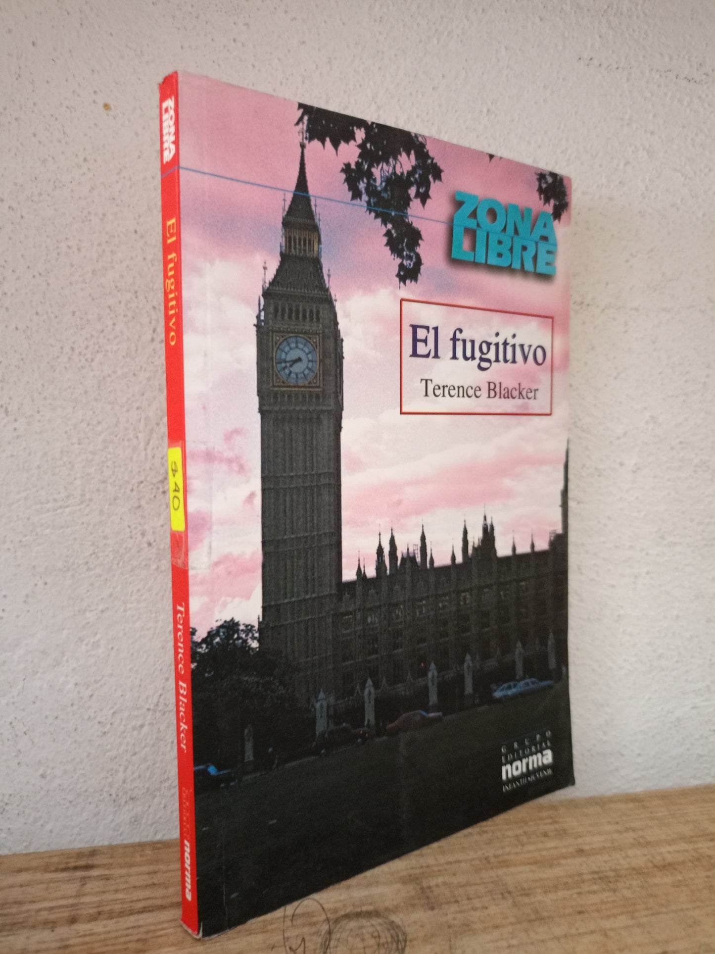 EL FUGITIVO POR TERENCE BLACKER USADO NOVELA LITERARIO 305