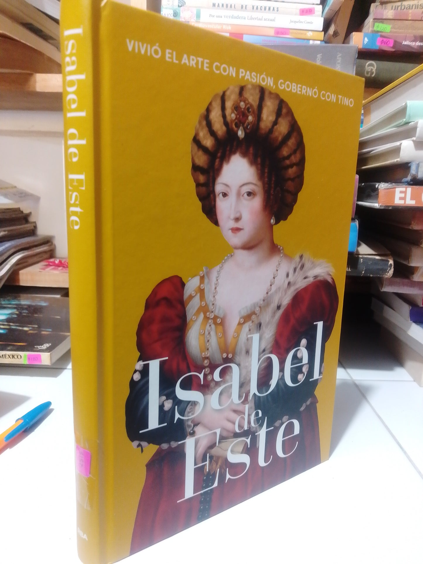 ISABEL DE ESTE USADO HISTORIA JUAREZ