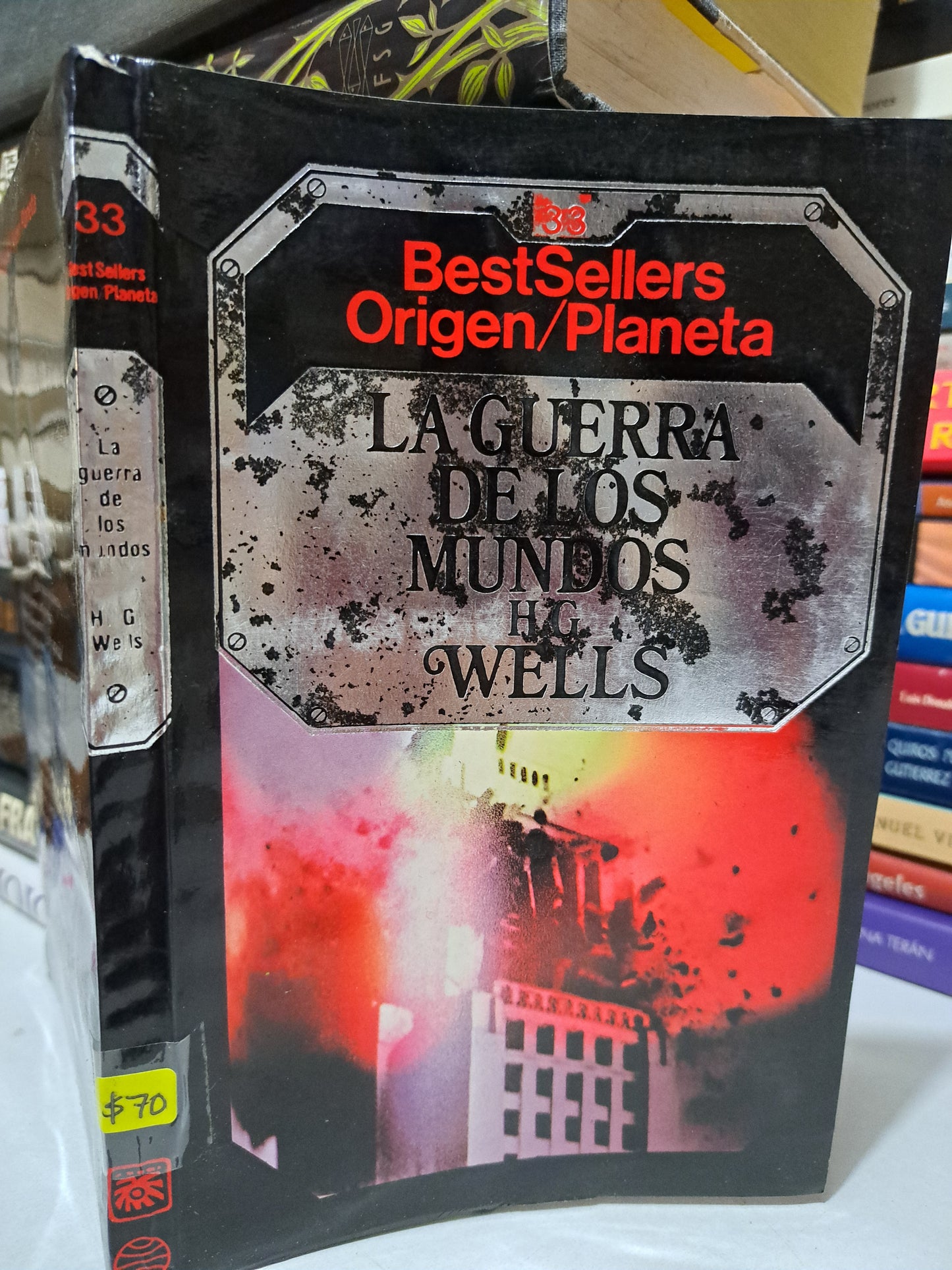 LA GUERRA DE LLS MUNDOS #33 POR  H.G. WELLS USADO NOVELA JUÁREZ