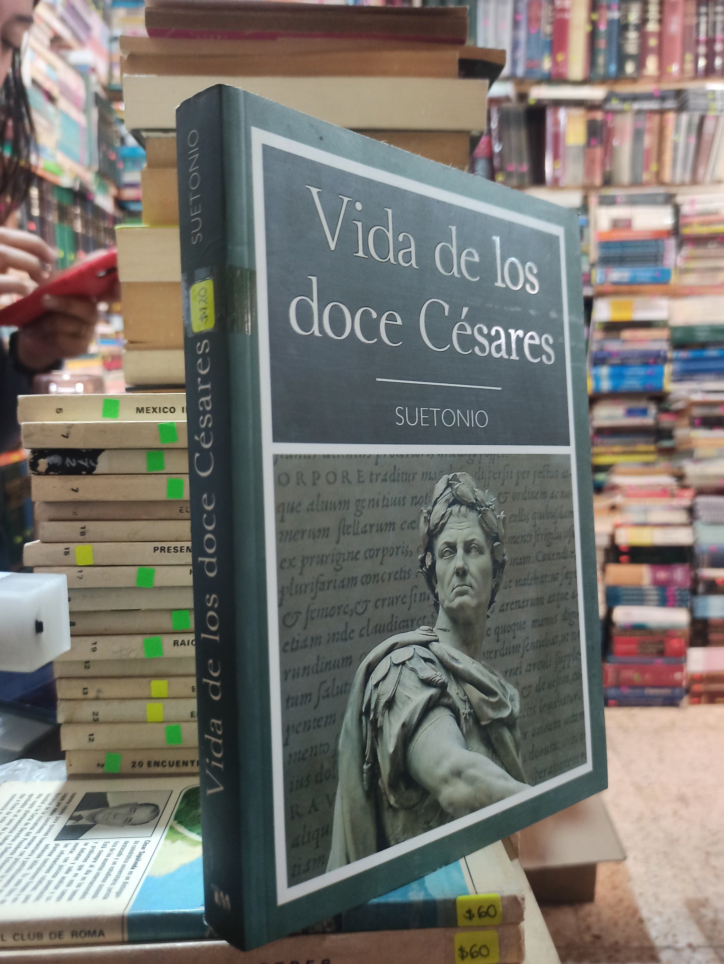 VIDA DE LOS DOCE CESARES POR SUETONIO USADO HISTORIA ALDAMA