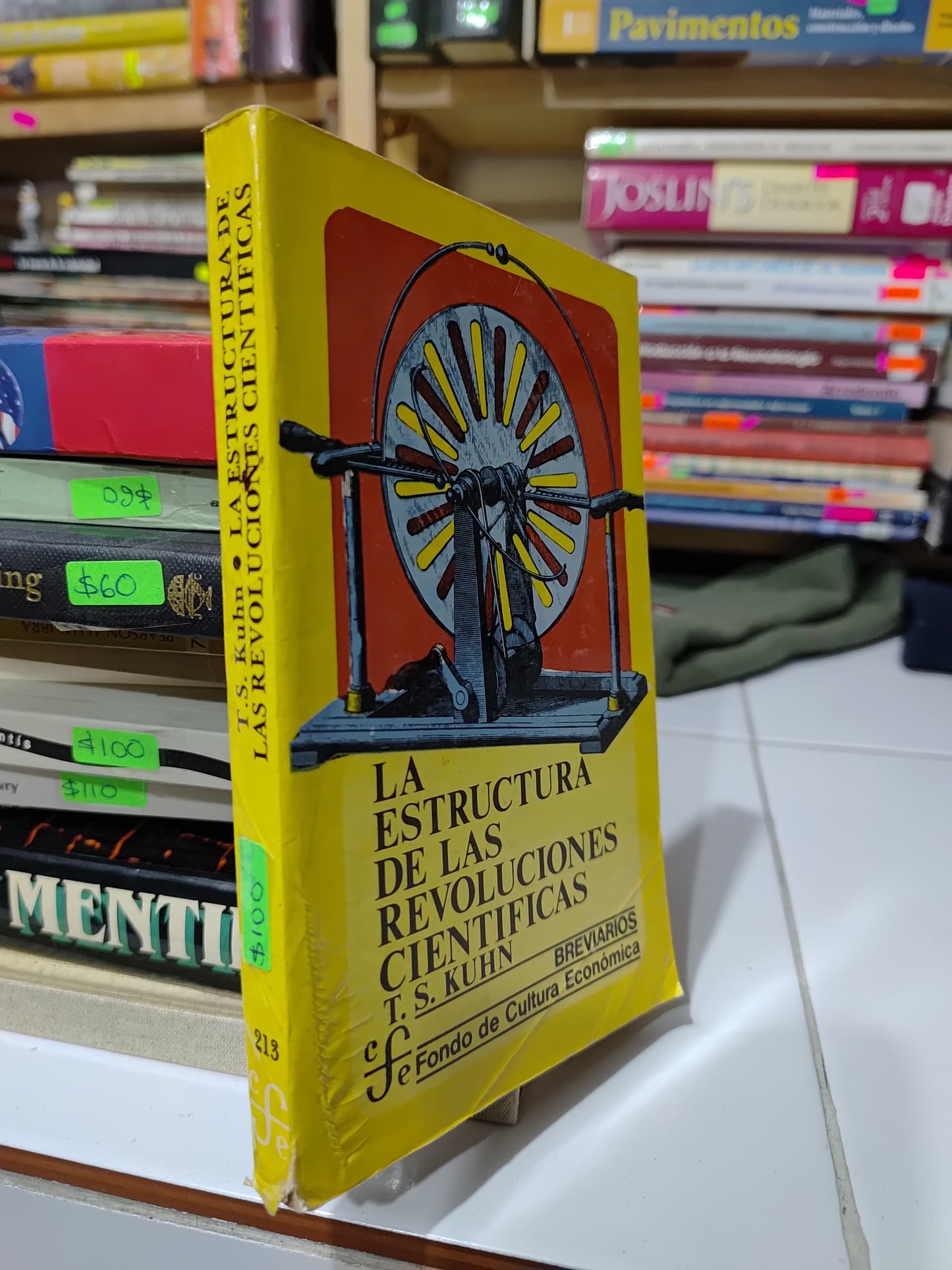 LAS ESTRUCTURAS DE LAS REVOLUCIONES CIENTIFICAS POR T. S. KUHN USADO SOCIOLOGIA JUAREZ