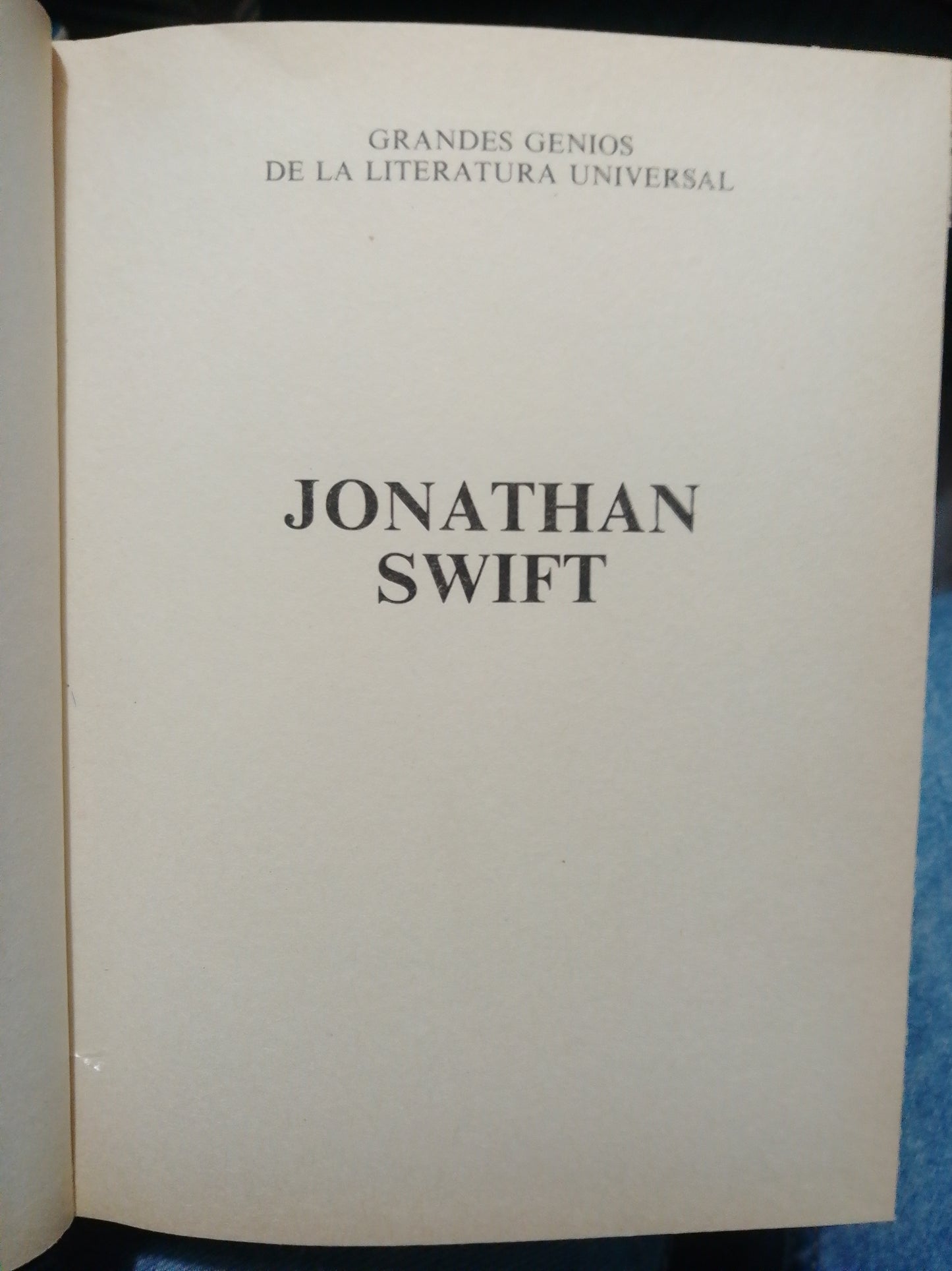VIAJES DE GULLIVER  POR JONATHAN SWIFT USADO NOVELA JUÁREZ