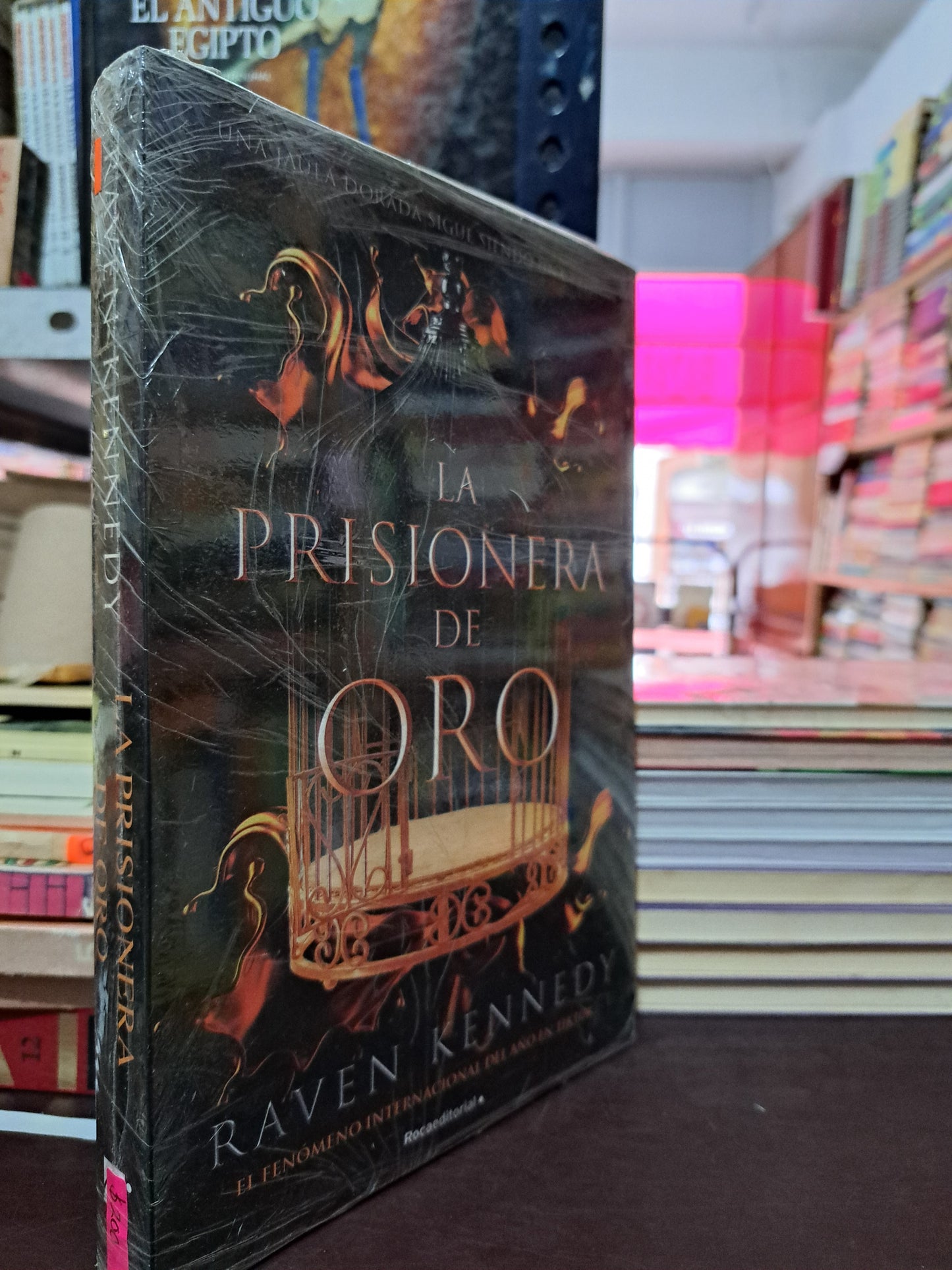 LA PRISIONERA DE ORO RAVEN KENNEDY NUEVO LIBROS NUEVOS LITERARIO 305