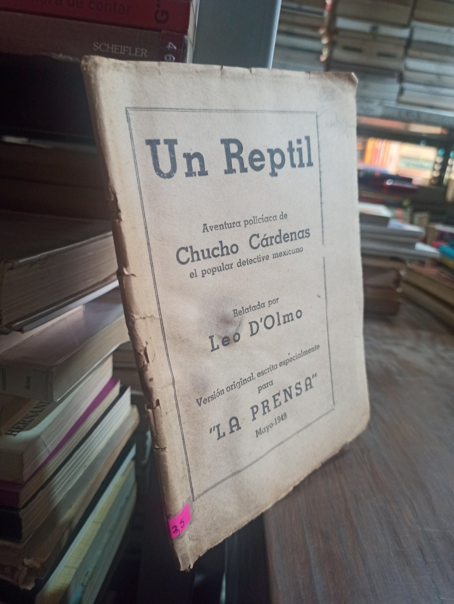 UN REPTIL POR CHUCHO CARDENAS USADO ANTIGUOS ALDAMA