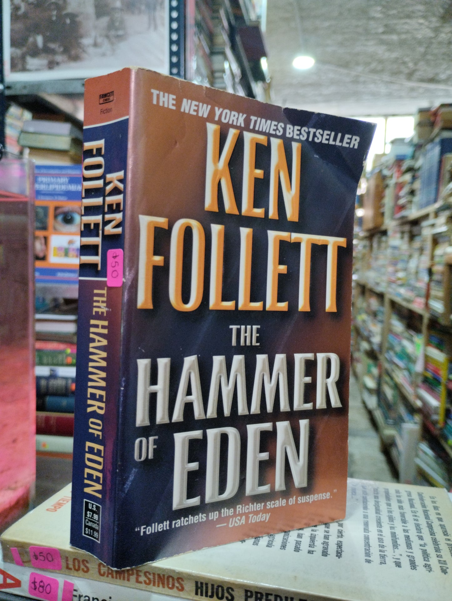 THR HAMMER OF EDEN POR KEN FOLLETT USADO IDIOMAS ALDAMA