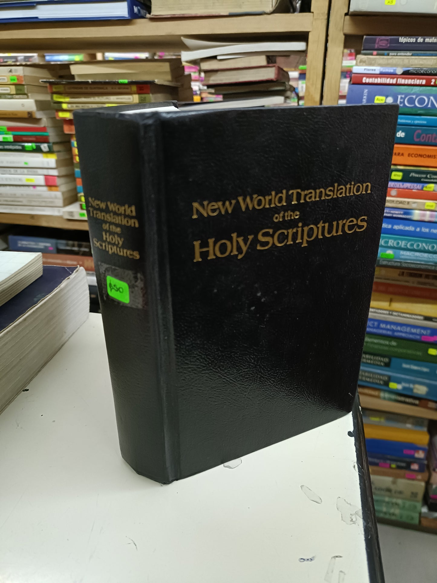 NEW WORLD TRANSLATION OF THE HOLY SCRIPTURES USADO RELIGIÓN LITERARIO 207