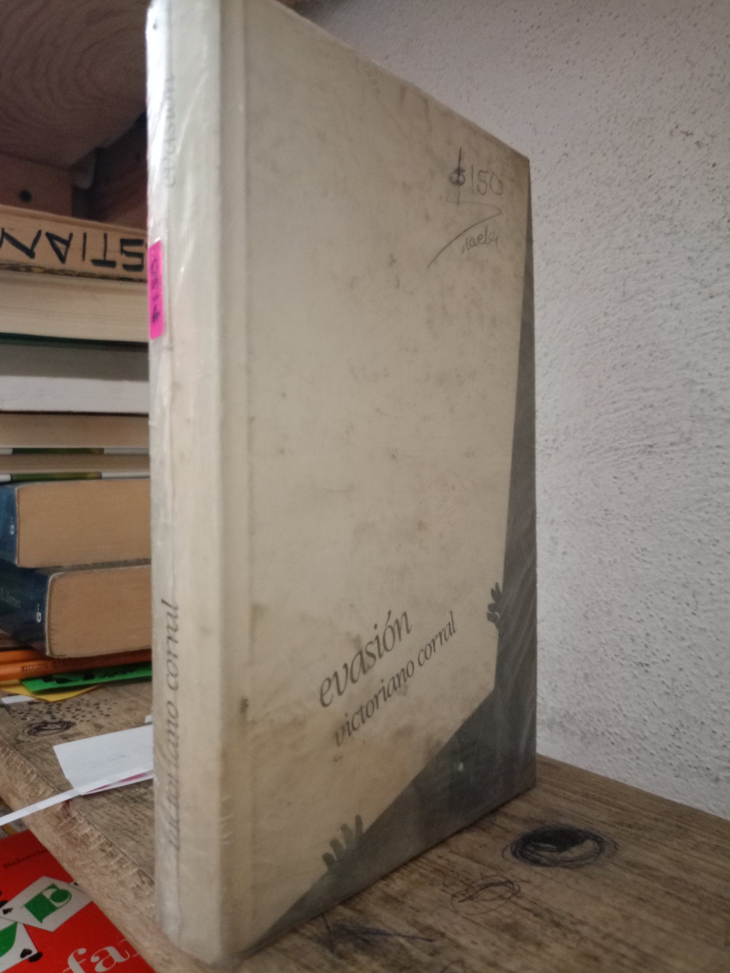 EVASION POR VICTORIANO CORRAL NUEVO NOVELA LITERARIO 305